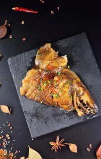 烤鸦片鱼头图片