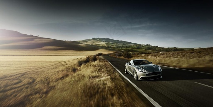 阿斯顿马丁Vanquish图片