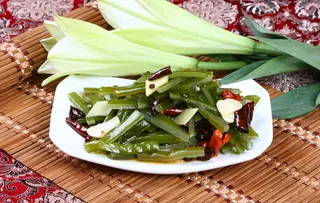 辣拌海带根图片