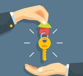 拿房屋钥匙的手臂图片