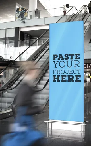 街头站台灯箱广告牌效果图片下载