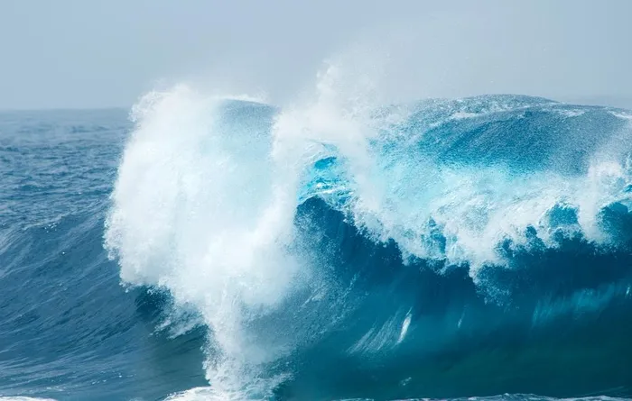 海浪巨浪图片