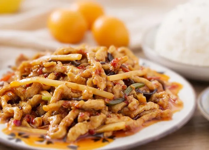 鱼香肉丝饭   图片