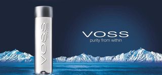 芙丝水 VOSS海报 冰川水图片