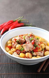 板栗原汁蒸排骨图片