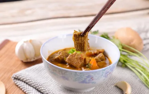 咖喱牛肉图片 咖喱牛肉图片