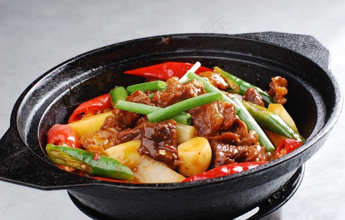 干锅牛腩图片