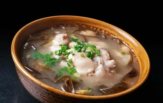 汤带丝蹄花图片