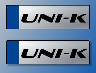 UNI-K车铭牌图片