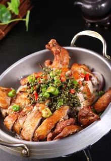干锅花椒鸡图片 干锅花椒鸡图片