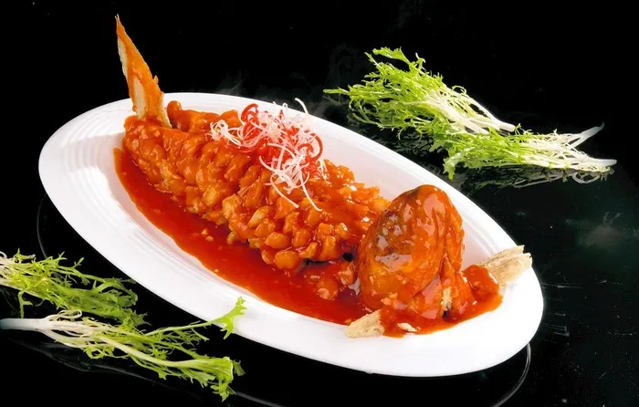 松鼠鱼图片