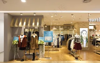 商场服装图片