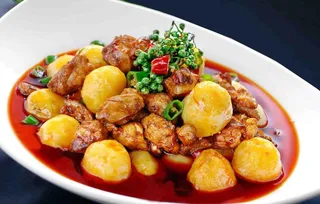 土豆炖鸡图片