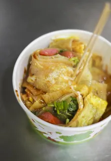 烤冷面图片 烤冷面图片