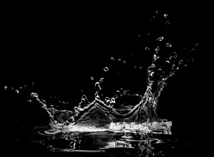 溅起的水花图片