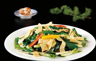 韭菜炒千张图片