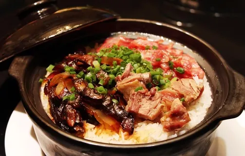 腊味煲仔饭图片 腊味煲仔饭图片