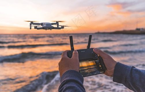 大疆无人机图片