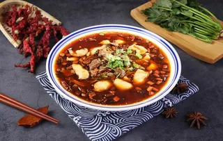 麻辣牛腩鱼片图片