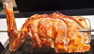 烤羊腿全羊图片