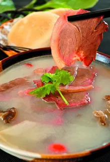 驴肉鲜汤图片 驴肉鲜汤图片