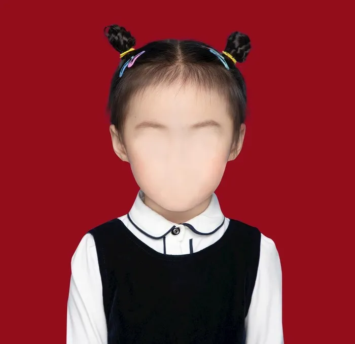 儿童证件照换脸图片(3753x3753)psd模版下载