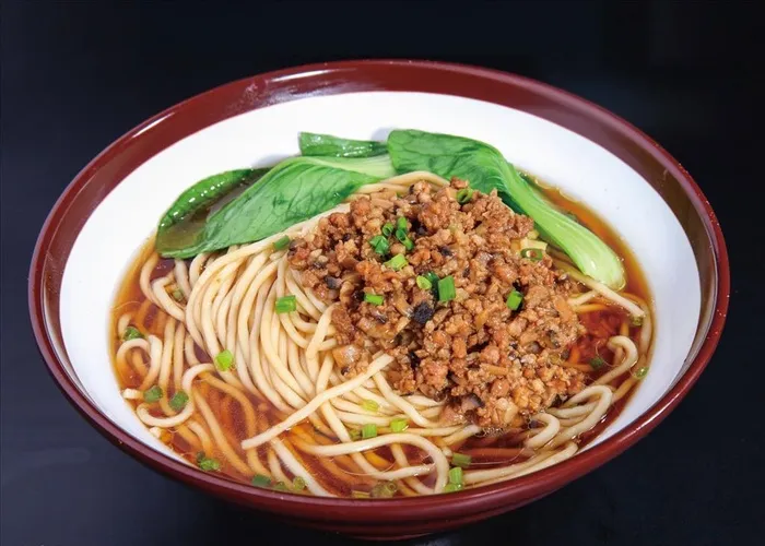 杂酱面图片