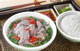 猪杂汤饭图片