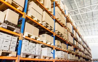 物流仓库图片