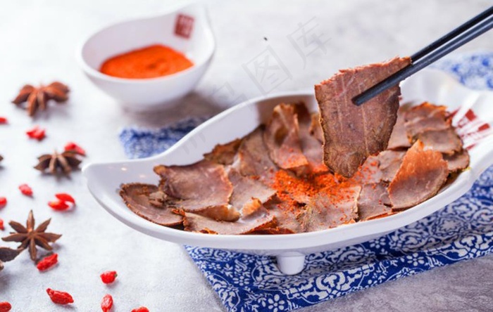 卤牛肉图片