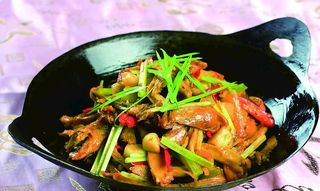 干锅手撕鸡图片