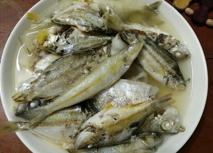 杂海鱼汤图片