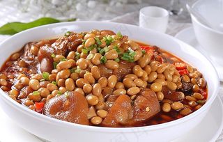 烧菜黄云焖猪手图片