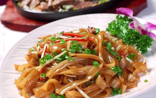 港式炒牛河图片