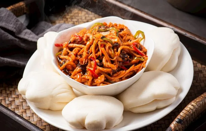 鱼香肉丝夹饼图片