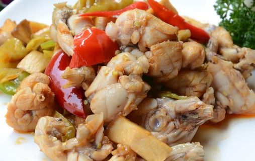 香辣炒牛蛙图片