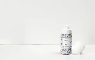 化妆品瓶子样机图片