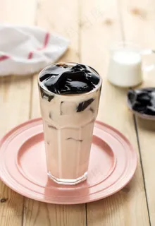 仙草奶茶图片