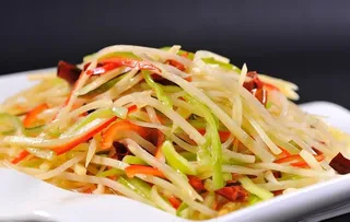酸辣土豆丝图片