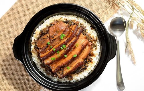 梅菜扣肉饭图片