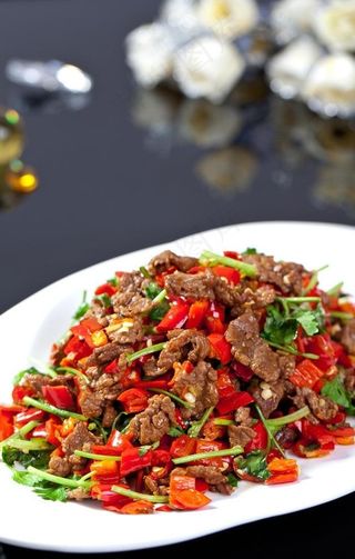 小炒黄牛肉图片