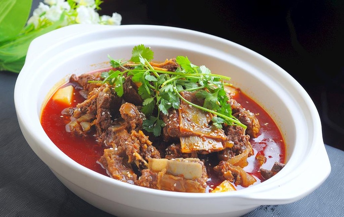 秘制牛排火锅图片