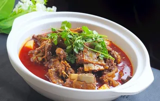 秘制牛排火锅图片