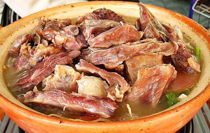 腊排骨煲图片