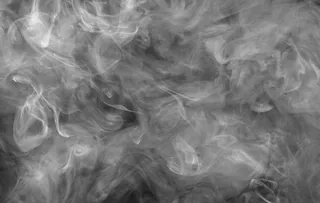 白色烟雾缭绕图片