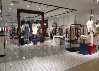 服饰 商场 服装展示 女装 展图片