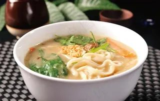 羊肉糊汤面图片