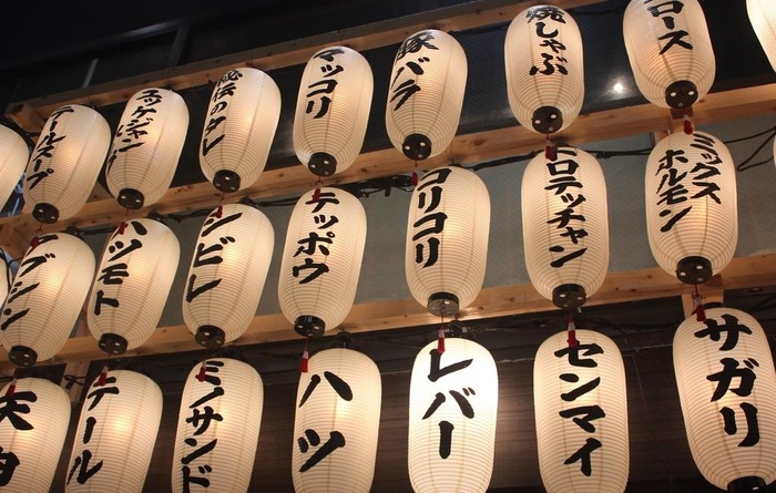 悬挂起来的灯笼图片