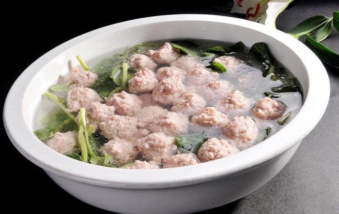 清汤丸子汤图片