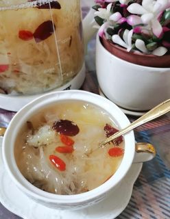 银耳汤图片